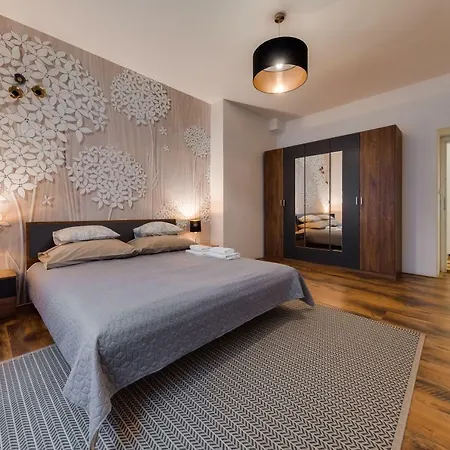 Amavi Kozi Apartment *